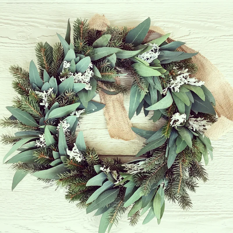 Seasonal wreath